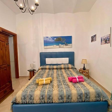 Casa Vacanze Torre Di Mola 포르미아 외부 사진